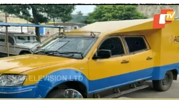 ATMରେ ଭର୍ତ୍ତି କରିବା ପାଇଁ ଟଙ୍କା ଧରିଯାଉଥିବା ଗାଡ଼ିରୁ ୨୪ ଲକ୍ଷ ଲୁଟ୍‌