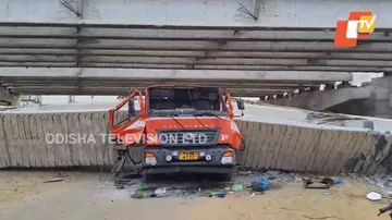 ଭୁଶୁଡିପଡିଲା ନିର୍ମାଣାଧୀନ ଜାତୀୟ ରାଜପଥର ଓଭରବ୍ରିଜ୍