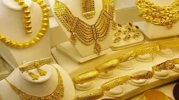 ରେକର୍ଡ ସ୍ତରରୁ ୭,୯୦୦ ଟଙ୍କା ଶସ୍ତା ହେଲା ସୁନା