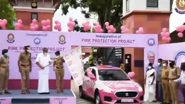 ମହିଳାଙ୍କ ପ୍ରତି ହେଉଥିବା ହିଂସା ରୋକିବାକୁ ପ୍ରୟାସ : ପିଙ୍କ୍ ସୁରକ୍ଷା ସେବା ଆରମ୍ଭ କଲା କେରଳ ପୋଲିସ୍