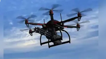 ଜମ୍ମୁରେ ପୁଣି ଦେଖାଗଲା ଡ୍ରୋନ୍ : ସତୱାରି ଅଞ୍ଚଳରେ ହାଇଆଲର୍ଟ ଜାରି