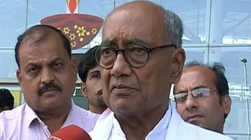 ମୀରାବାଈଙ୍କୁ ଦିଗ୍‌ବିଜୟଙ୍କ ଶୁଭେଚ୍ଛା ବାର୍ତ୍ତା ଦେଖି ୟୁଜର୍ସ କହିଲେ ‘ ଶେଷରେ ଚାଚାଙ୍କ ନିଦ ଭାଙ୍ଗିଲା’