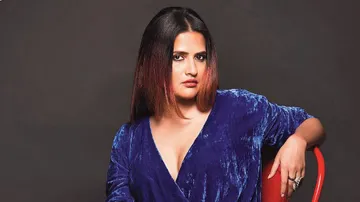 ରାଗିଲେ ସୋନା ମହାପାତ୍ର ; କହିଲେ ଆମକୁ ଛୁଇଁବା କାହାର ଅଧିକାର ନାହିଁ