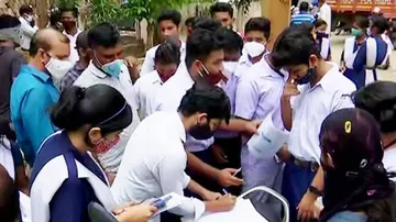 ସରିଲା ମାଟ୍ରିକ୍‌ ଅଫଲାଇନ୍‌ ପରୀକ୍ଷା, ୧୨ରୁ ଖାତା ଦେଖା 