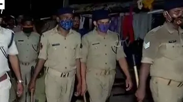 ମୁଣ୍ଡାସାହିରେ ଦୁର୍ବୃତ୍ତଙ୍କ  ଆତଙ୍କରାଜ୍ ଘଟଣା; ୨୧ ବନ୍ଧା ହେଲେ