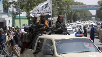 ତାଲିବାନୀ ଆତଙ୍କ; ସାମ୍ବାଦିକଙ୍କୁ ମାଡ, ଆଫଗାନ କମାଣ୍ଡରଙ୍କୁ ଫାଶି