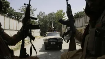 କାବୁଲ ଏୟାରପୋର୍ଟରୁ ଭାରତୀୟଙ୍କ ସମେତ ୧୫୦ ଜଣଙ୍କୁ ଉଠାଇ ନେଲେ ତାଲିବାନ୍ !