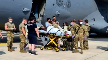 ତାଲିବାନ ବର୍ବରତା, ବର୍ତ୍ତିଲେନି ଆସନ୍ନ ପ୍ରସବା ! ବିମାନ ଉଡ଼ାଣ ବେଳେ ହେଲା ପ୍ରସବ