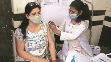 vaccination at delhi