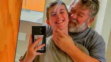 19 year old girl married with 61 year old man