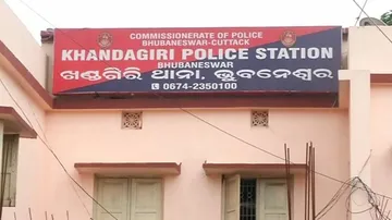 Minor Girls Seek Monetary Help