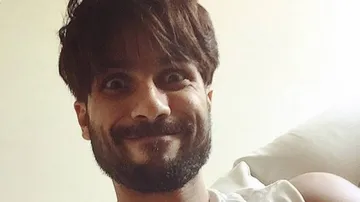 Shahid Kapoor shares funny dancing video
