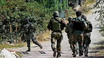 jammu-and-kashmir-3-lashkar-e-taiba-trf-terrorists-killed-in-shopian-encounter