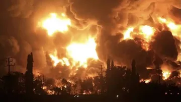 maharashtra-news-fire-broke-out-in-furniture-warehouse-fire-brigade-team-reached-the-spot-engaged-in