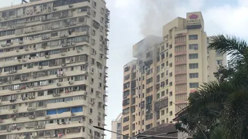 A level 3 fire broke out in 20 storeys Kamala building near Mumbai’s Bhatia hospital in Tardeo.