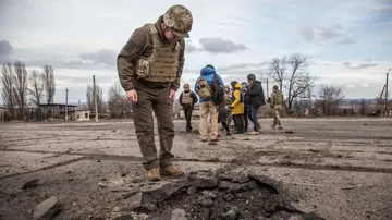 Ukraine Shoots Down 5 Russian Planes, 1 Helicopter