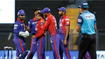 Delhi Capitals team under quarantine 
