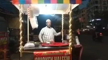 Boy promotes his father’s roadside haleem stall in Hyderabad, netizens turn up in big number
