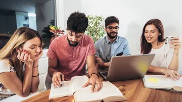 No Jobs Or Higher Studies For Indian Students If Go To Study In Pakistan