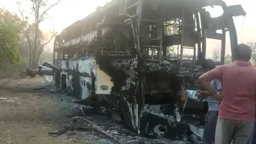 Maoists Torch Bus In Andhra Pradesh