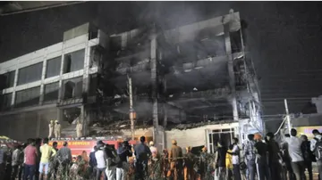 27 Die In Massive Delhi Fire