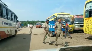 2 bus staff sustain critical injuries in clash over movement of vehicles
