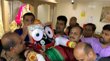 Must Watch! Rath Yatra In London