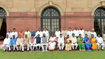 ରାଷ୍ଟ୍ରପତି ଭବନରେ ଦ୍ରୌପଦୀଙ୍କୁ ଭେଟି ଶୁଭେଚ୍ଛା ଜଣାଇଲେ ଓଡ଼ିଶାର ବିଧାୟକ ଟିମ୍‌