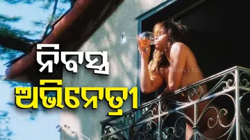 Halle Berry Viral Photo