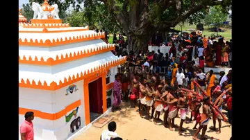 ଧୂଳିଦଣ୍ଡ ଯାତ୍ରା: ବାଲିରେ ଗଡ଼ିଲେ ମାନସିକଧାରୀ