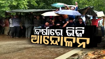 Outsourcing employees