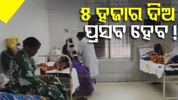 Nurses demand Rs 5000