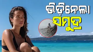 Actress dies at 24 after being swept away by wave