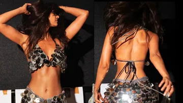 Disha patani copies blackpink star lisa outfit