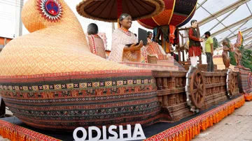 ଦିଲ୍ଲୀ ସାଧାରଣତନ୍ତ୍ର ଦିବସ ପରେଡ଼ରେ ଏଥର କେଉଁ ରାଜ୍ୟର ପ୍ରଜ୍ଞାପନ ମେଢ଼ କେମିତିକା ଦେଖନ୍ତୁ