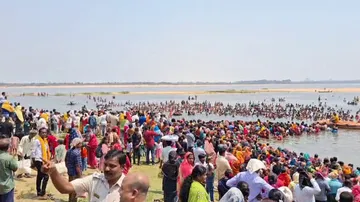 ବାରୁଣୀ ସ୍ନାନ