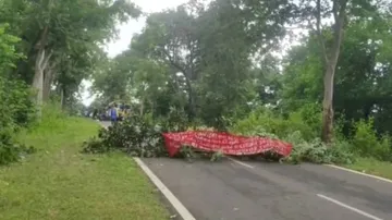 ପୁଣି ବ୍ୟାନର ପୋଷ୍ଟର ମାରି ଚେତାବନୀ ଦେଲେ ମାଓବାଦୀ, ଲୋକେ ଆତଙ୍କିତ