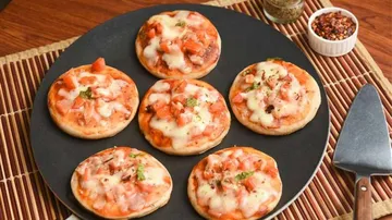 ବିନା ମାଇକ୍ରୋୱେଭରେ କରନ୍ତୁ ତାୱା ପିଜା