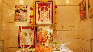 ପୂଜାସ୍ଥଳରେ ରଖନ୍ତୁ ଏହି 5ଟି ଜିନିଷ : କେବେବି ଅଭାବ ରହିବନି