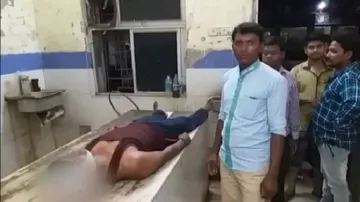 ବେଆଇନ୍‌ ମଦ ବିକ୍ରିକୁ ନେଇ ଗଣ୍ଡଗୋଳ