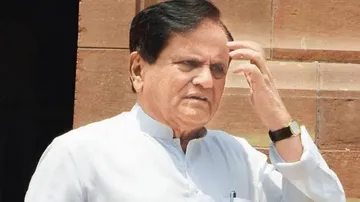 କଂଗ୍ରେସ ନେତା ଅହମ୍ମଦ ପଟେଲଙ୍କୁ କରୋନା