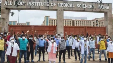 ଧାରଣାରେ ବସିଲେ ଏମ୍ସର ୪୦୦ ନର୍ସ