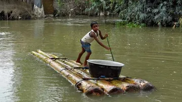 ବନ୍ୟାରେ ଅସମ୍ଭାଳ ଆସାମ, ୭୦ଲକ୍ଷ ଲୋକ ପ୍ରଭାବିତ