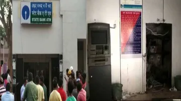 ଏସ୍‌ବିଆଇ ଏଟିଏମ୍‌ରୁ ଲୁଟ୍‌