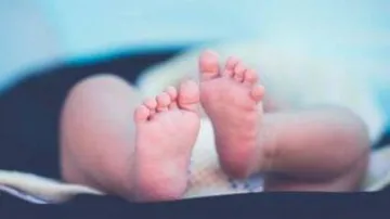 ମା’ ହେଲେ ୧୧ବର୍ଷୀୟା ଛାତ୍ରୀ, ହଷ୍ଟେଲ୍‌ରେ ଜନ୍ମ କଲେ ପିଲା !