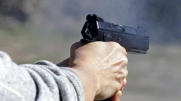 ନକଲି ବନ୍ଧୁକ, ଅସଲି ପ୍ରେମ !