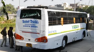 ପୁଣି ଚଳନ୍ତା ବସରେ ମହିଳାଙ୍କୁ ଅସଦାଚାରଣ