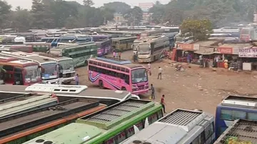 ବରମୁଣ୍ଡା ବସ୍‌ଷ୍ଟାଣ୍ଡରେ ଲୁଟ୍