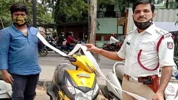 ନିୟମ ନମାନିବାରୁ ୨ମିଟର ଲମ୍ବର ଚାଲାଣ ଧରାଇଲା ପୋଲିସ୍‌