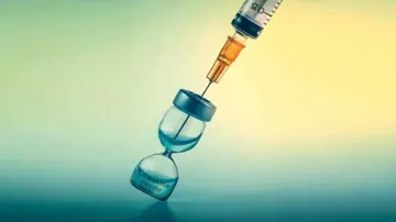 ବିଶ୍ୱର ପ୍ରଥମ ବ୍ୟକ୍ତି ଭାବେ କରୋନା ଟିକା ନେଇଥିବା ବ୍ୟକ୍ତିଙ୍କ ଦେହାନ୍ତ